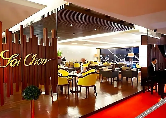皇家河畔酒店 酒店