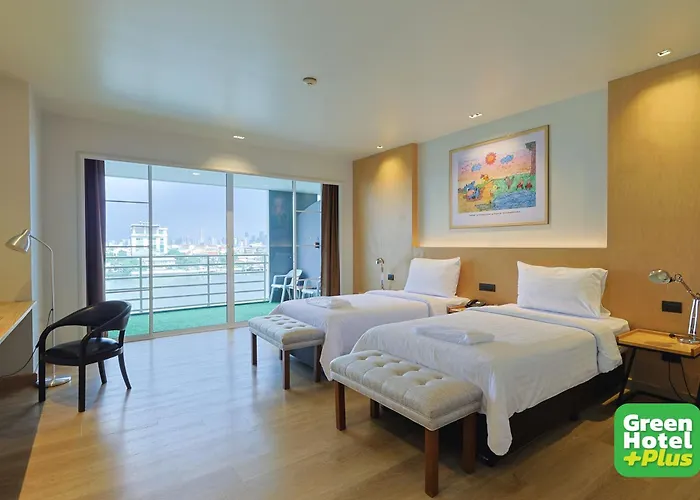 The Royal River Hotel 4*