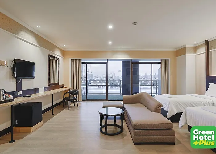 Hotel The Royal River 4*