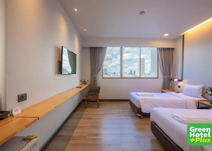 Hotel The Royal River 4*